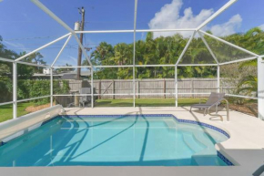 Heated Pool Home - Perfect Location - Walk to Beach, Restaurants and More!, Sarasota